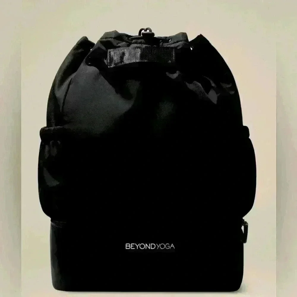 Beyond Yoga bag - NWT